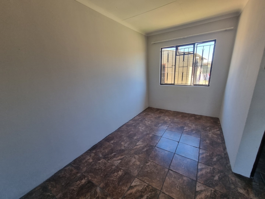 To Let 1 Bedroom Property for Rent in Bohlokong Free State